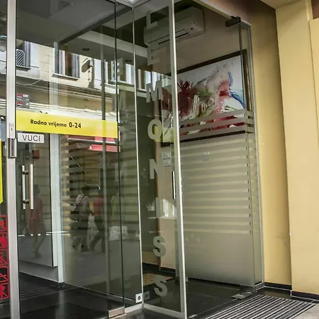 Lemoniss Apartment